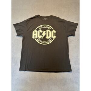 AC/DC Back In Black Size Adult XL Concert T-shirt Tee Black Large Front Graphic